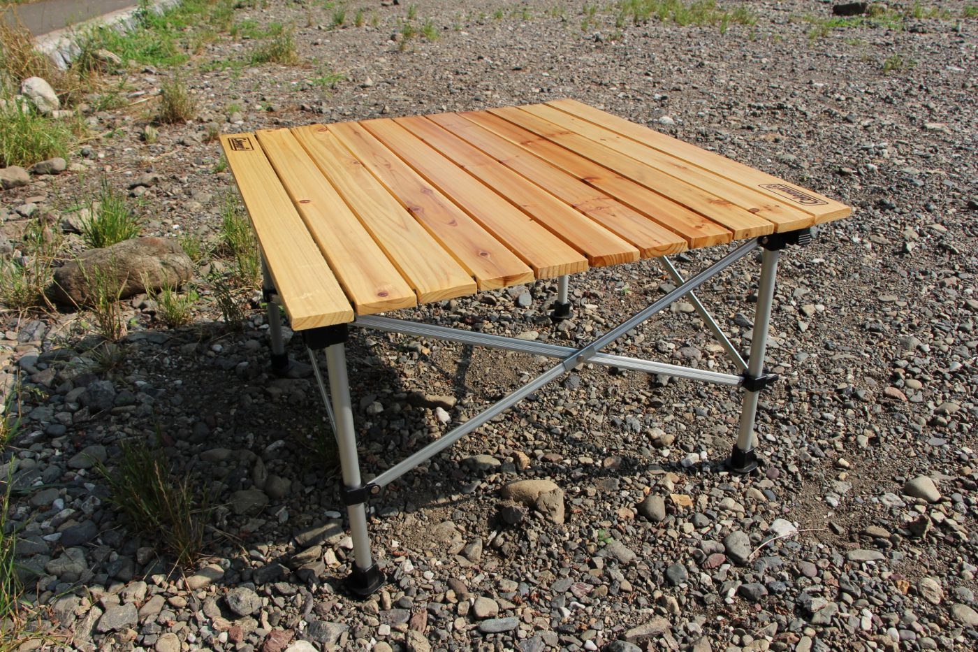 レビュー】コールマンのナチュラルウッドロールテーブルは初めての