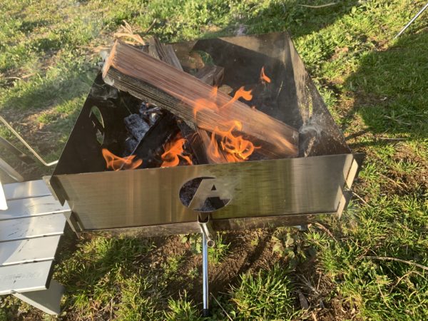 ガレージブランド『アシモクラフツ』の焚き火台用風防「アシサークル