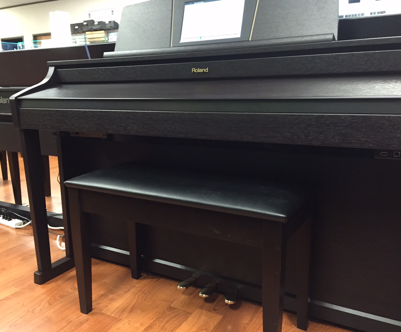 Roland HPi-50e Interactive Digital Piano (USED) - Capital Music Center