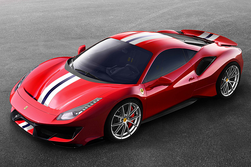 伊フェラーリ、V8史上最強720馬力の「488 Pista」をジュネーブショーで