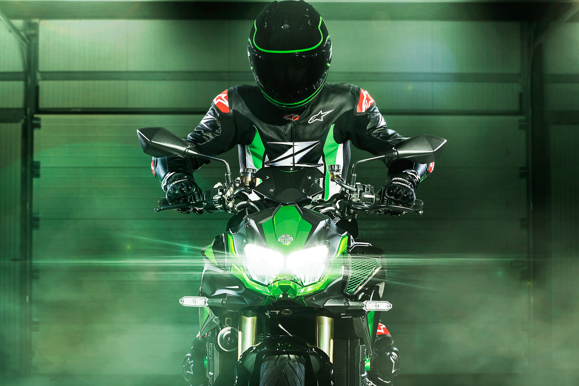 カワサキ、スーパーネイキッド「Z H2 SE」 最高出力200PSで217万8000円