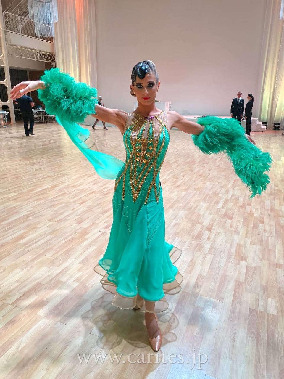 社交ダンスラテンドレスデモパーティーエメラルドグリーンMサイズ