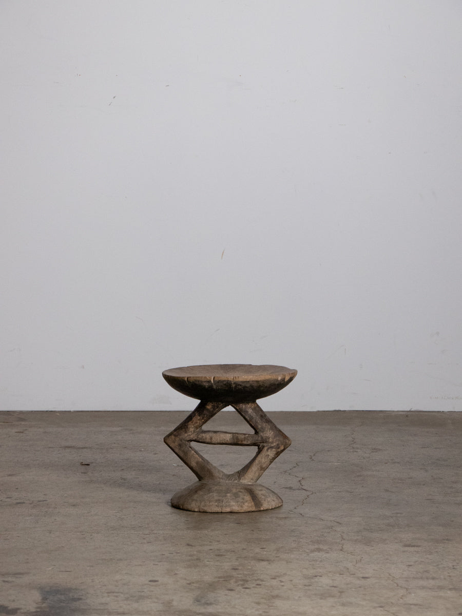 セヌフォ族スツール