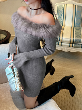 BIBIDO ブラックオフショルダーミニワンピース ワンピース オフ