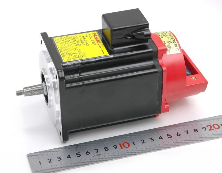 FANUC サーボモータ A06B-0371-B071 | 保守部品.com