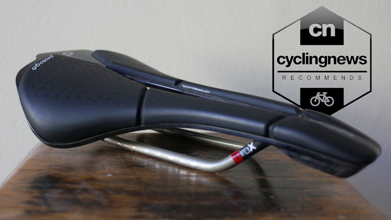 パーツ PROLOGO SCRATCH M5 PAS NACK Sda38a149940a4863a0b169450c76c