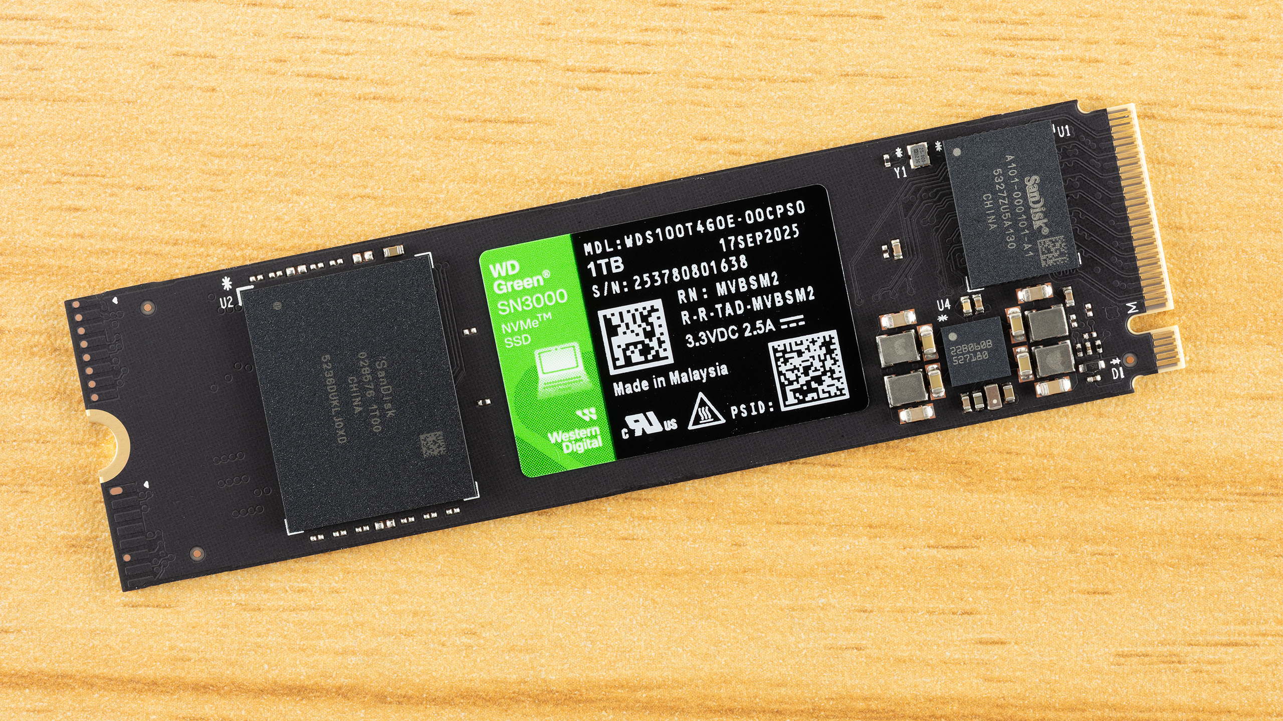 Phison E12 Enthusiast SSD Breaks Cover | Tom's Hardware
