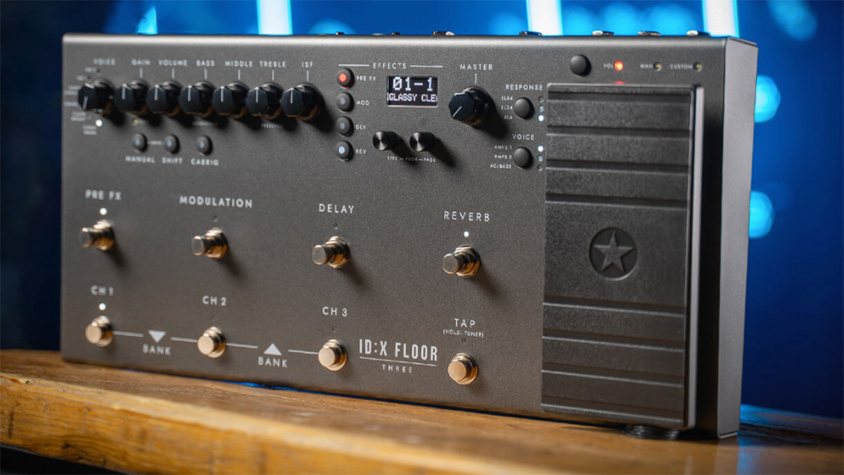Darkglass Electronics' Exponent e500 is a bass amp that turns into