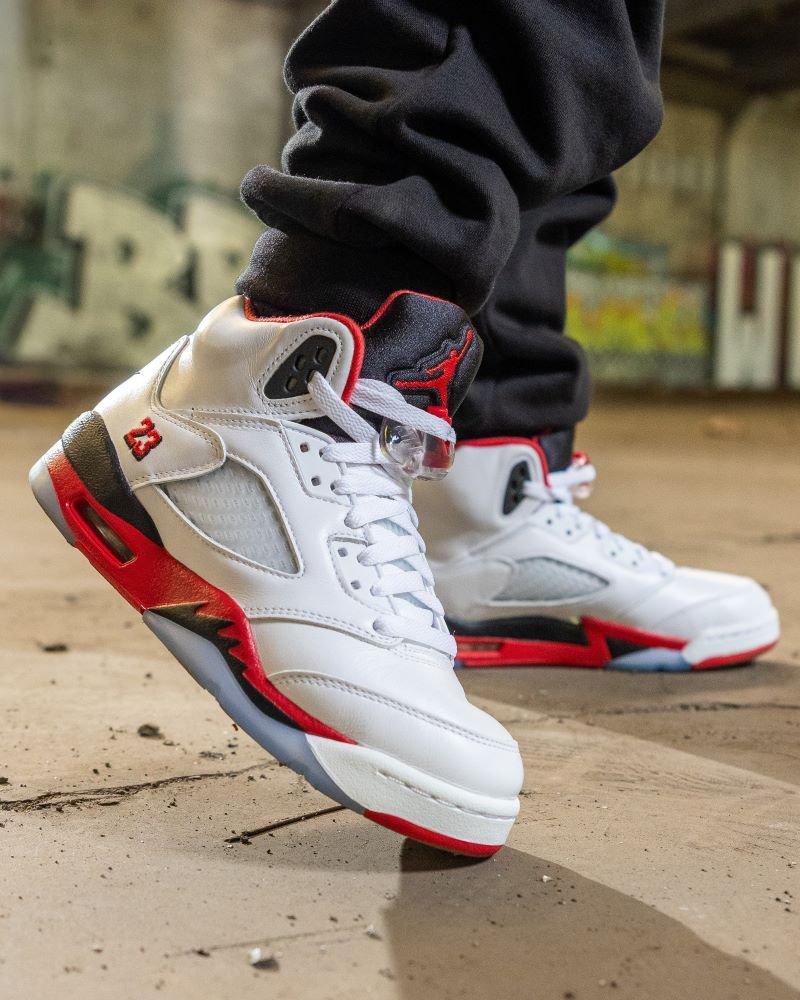 Jordan 5 Retro 