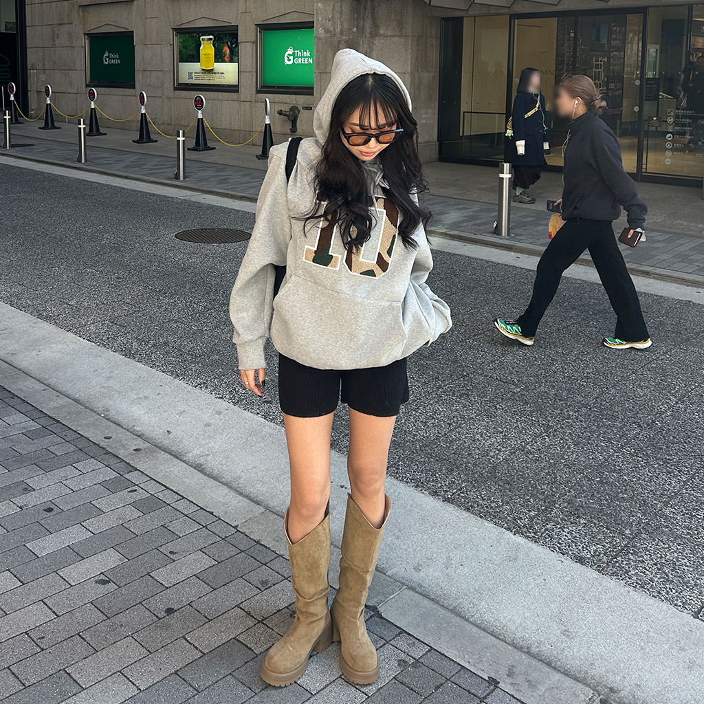 ユニセックス）10パッチポイント裏起毛パーカー | ファッション通販