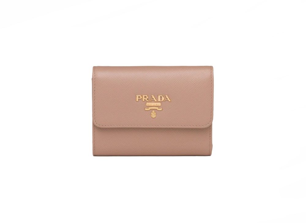 レディースで人気のプラダの財布はどれ？お気に入りを見つけよう