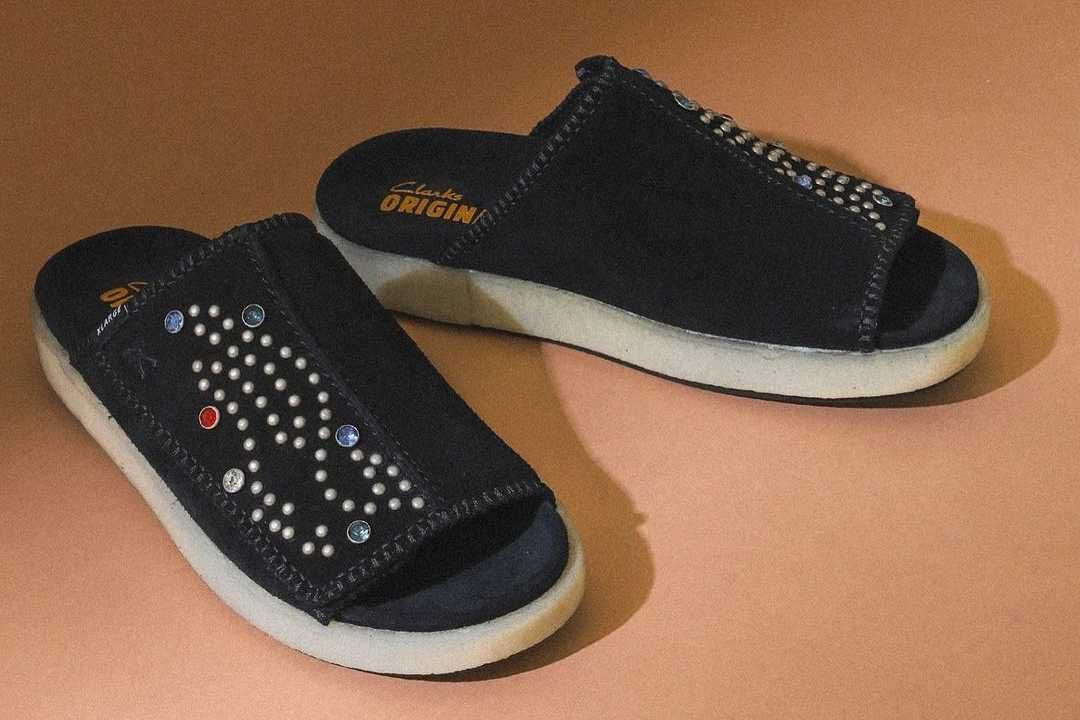 8/3発売｜XLARGE × Clarks Originals Overleigh Slide 