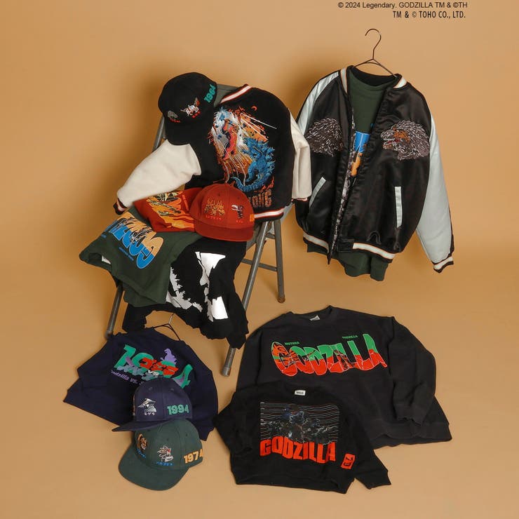 ゴジラVSコング】 リバーシブルスタジャン（大人）[品番：FOKK0021229