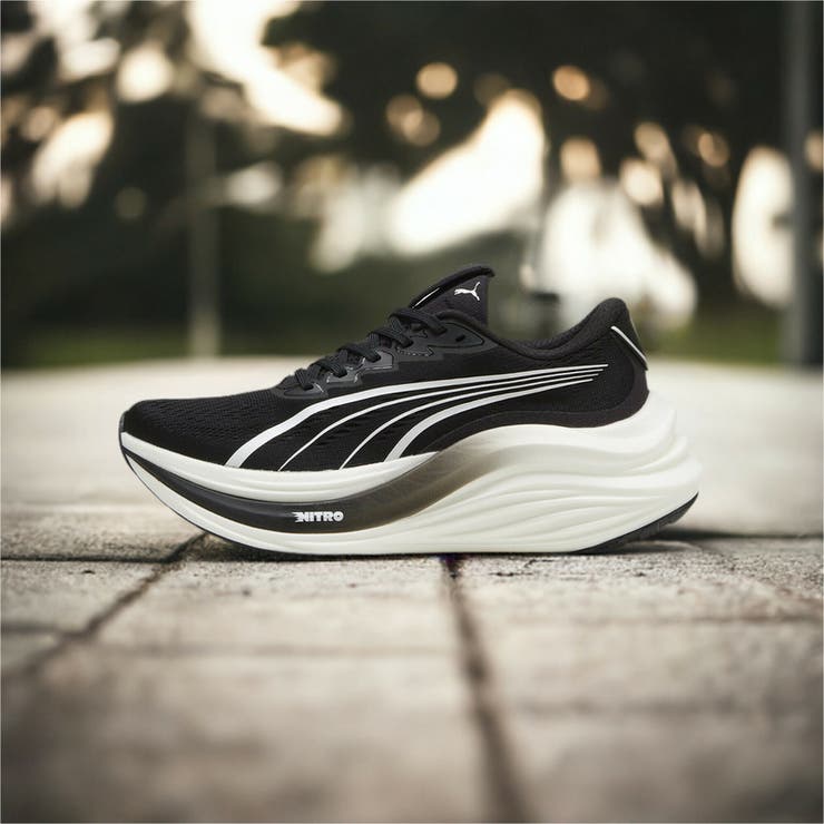 ウィメンズ マグマックスニトロ ランニングシューズ[品番：PUMW0004363