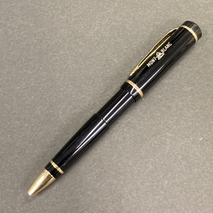 銀座本店で、モンブランのマイスターシュテュック 100周年記念モデル