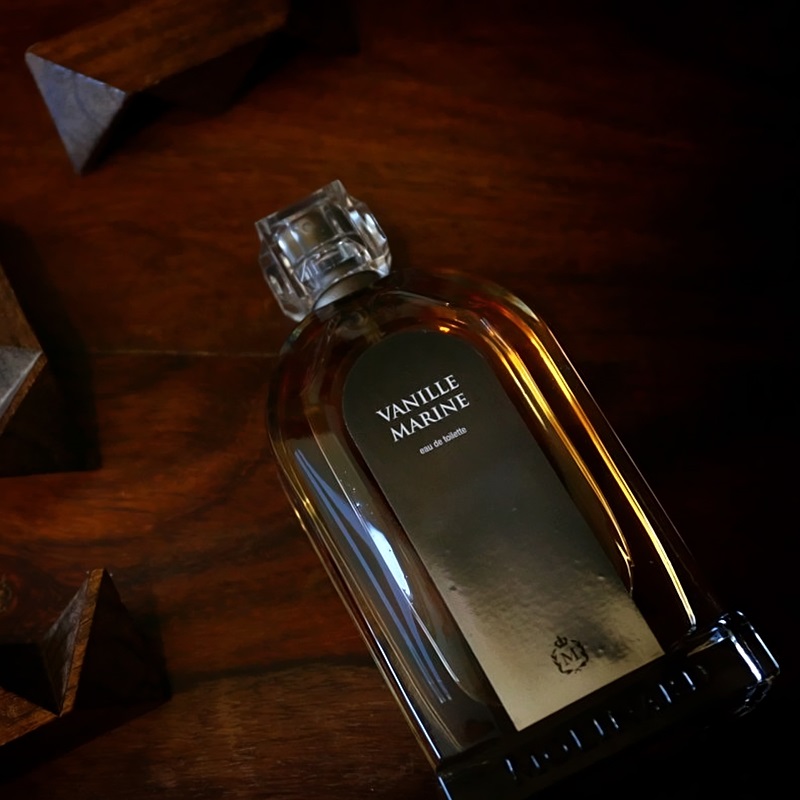 Vanille Marine Eau de Toilette for Women and Men perfume