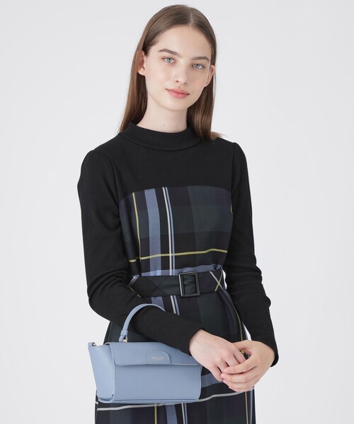 BLUE LABEL CRESTBRIDGE（ブルーレーベルクレストブリッジ）の「レザー