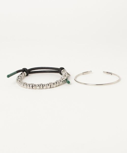 TOGA PULLA（トーガ プルラ）の「TOGA VIRILIS METAL BANGLE SET