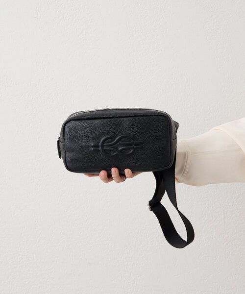 本革/290g》エンボスボディバッグ（ショルダーバッグ）｜ear