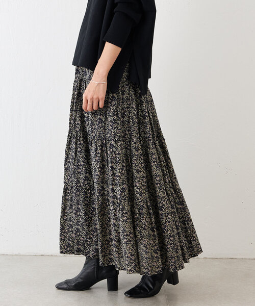 BEARDSLEY（ビアズリー）の「プリントティアードギャザースカート