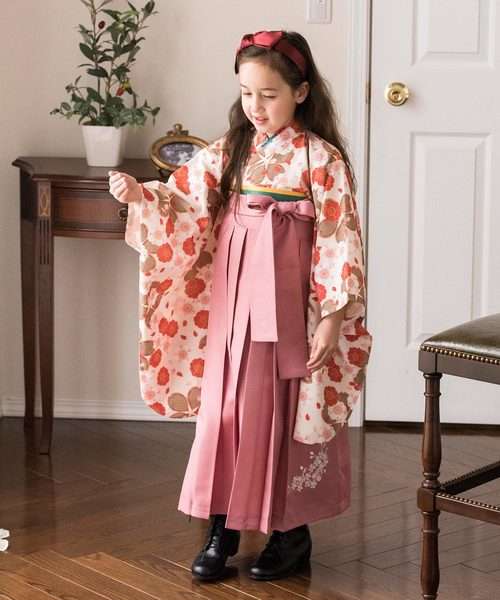 Catherine Cottage（キャサリンコテージ）の「刺繍入り袴セット（浴衣