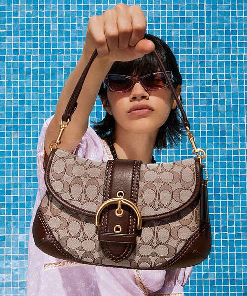 COACH（コーチ）の「ソーホー バッグ・シグネチャー ジャカード