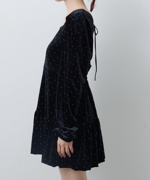 セール】【結婚式/オケージョン】ベロアスタッズミニワンピース