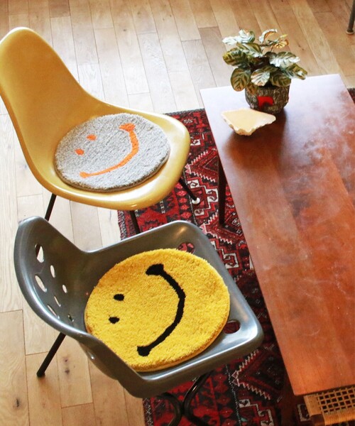 MIYOSHI RUG x SECOND LAB. / SMILE CHAIR RUG（ラグ/マット）｜bpr
