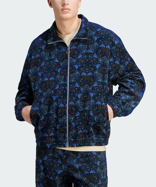 adidas（アディダス）の「コーデュロイ トラックトップ / アディダス