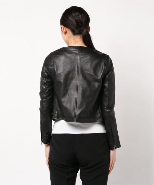 UNITED TOKYO（ユナイテッドトウキョウ）の「ラムレザーノーカラー