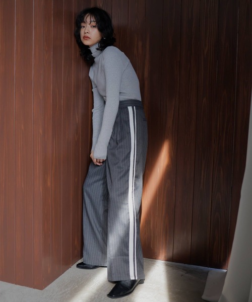 TRツイル/ピンストライプサイドラインタックパンツ（スラックス