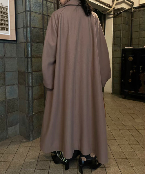 Ameri（アメリ）の「UND FRONT GATHER OPEN SLEEVE COAT（その他