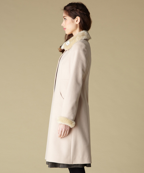 TOCCA（トッカ）の「PURE CASHMEREカシミヤコート（ステンカラーコート