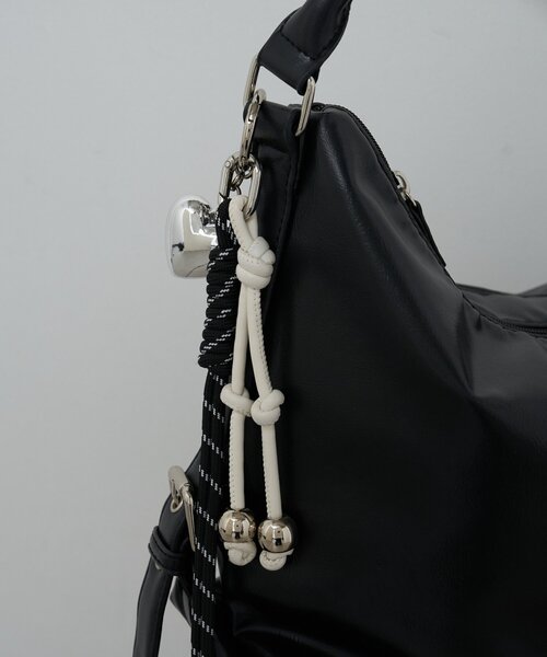 セール】:新色追加！【yomo企画】チャーム付きワンハンドルベルト