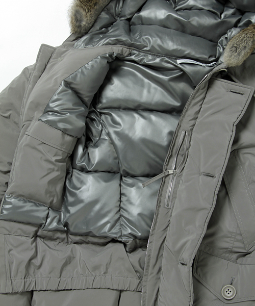 nonnative（ノンネイティブ）の「nonnative - EXPLORER HOODED DOWN