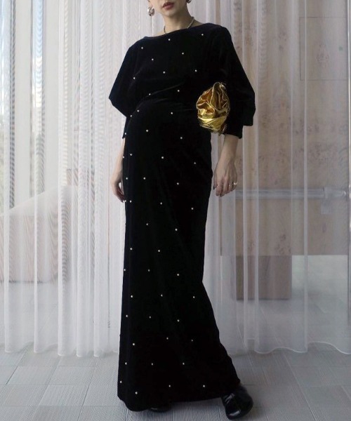 BACK OPEN PEARL VELOUR DRESS（ドレス）｜Ameri（アメリ）の
