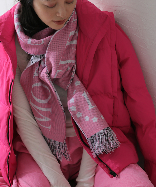 MONTMARTRE NEW YORK】 Most Commercial Pink：マフラー（マフラー