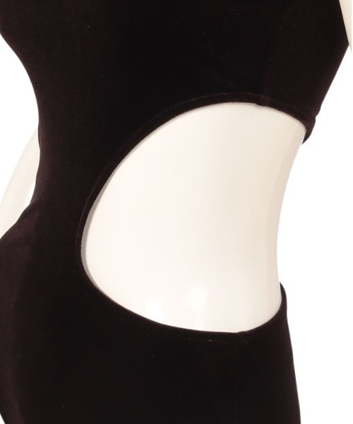 anuans（アニュアンス）の「サイドカットアウトベロアワンピース（水着