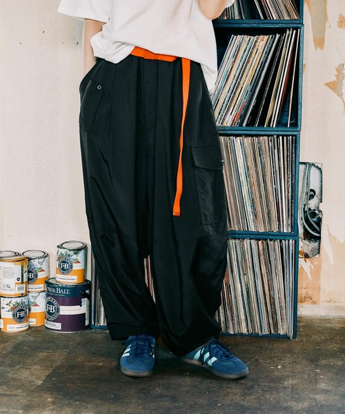 niko and（ニコアンド）の「【MODE NORM CORE】 シャカバルーンポケ