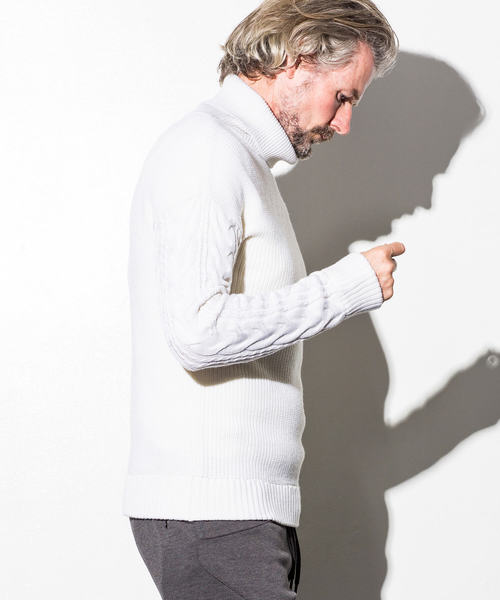 1piu1uguale3 RELAX（ウノピュウノウグァーレトレリラックス）の