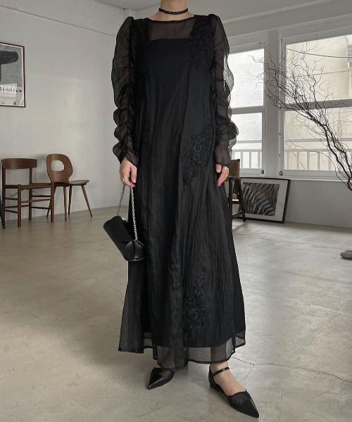 WILLFULLY（ウィルフリー）の「sheer motif lace OP & gather breast