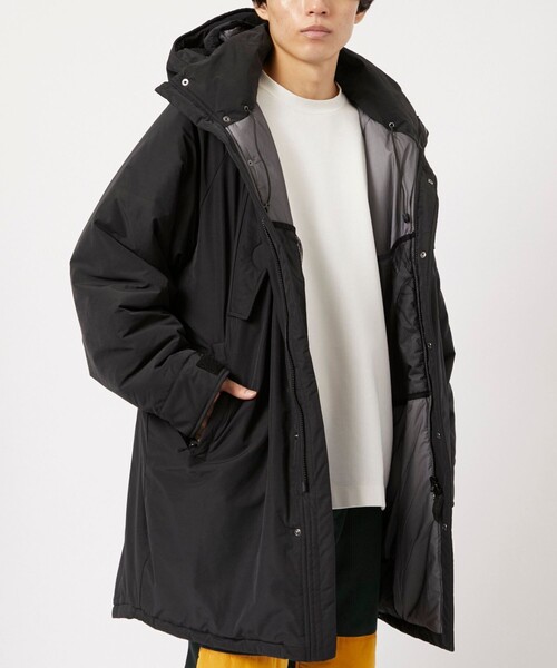 WHITE MOUNTAINEERING（ホワイトマウンテニアリング）の「WM × WILD