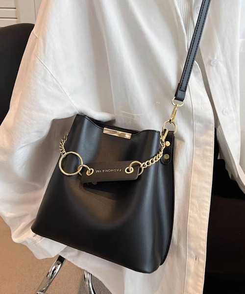 セール】チェーンチャーム付 ショルダーBAG（ショルダーバッグ