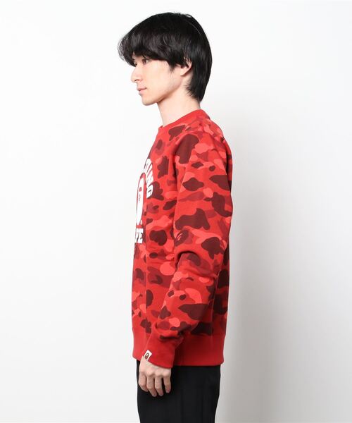A BATHING APE（アベイシングエイプ）の「COLOR CAMO COLLEGE CREWNECK