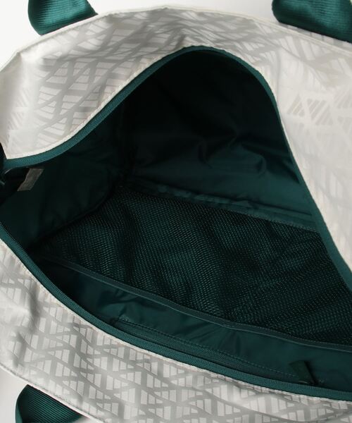 adidas（アディダス）の「シューズケース付き モノグラム トートバッグ