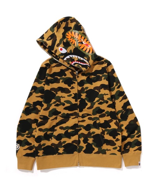 A BATHING APE（アベイシングエイプ）の「1ST CAMO SHARK FULL ZIP