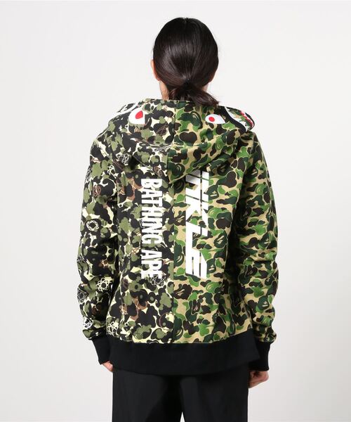 A BATHING APE（アベイシングエイプ）の「MO'WAX UNKLE X BAPE CAMO