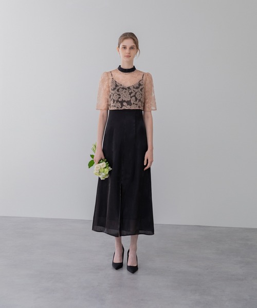 Leja（レジャ）の「【LEJA】スパンコール花柄刺繍フロントスリットA