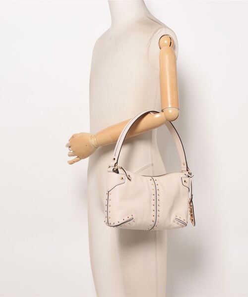 MICHAEL KORS（マイケルコース）の「ASTOR スタッズ レザー ショルダー