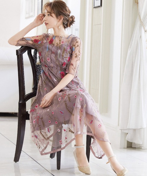 niana（ニアナ）の「ヴィンテージ風フラワー刺繍結婚式ワンピース